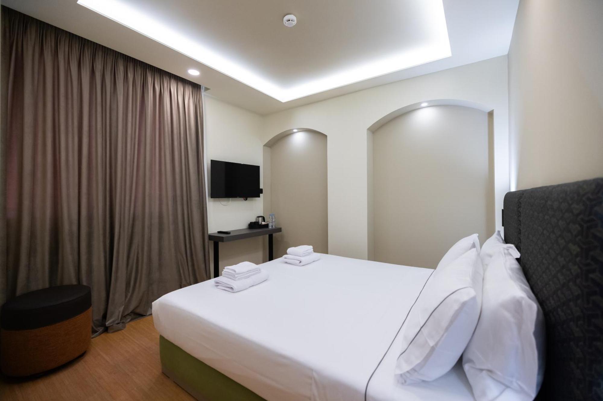 Green Boutique Hotel Vlore Exterior photo